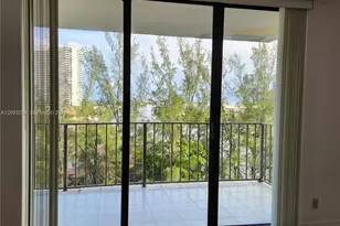 18151 NE 31st Ct, Aventura, FL 33160 - Photo 15