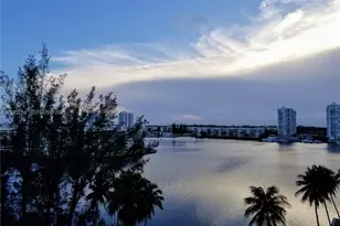 18151 NE 31st Ct, Aventura, FL 33160 - Photo 1