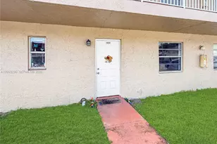 9926 Twin Lakes Dr, Coral Springs, FL 33071 - Photo 1