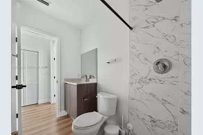 1534 NW 1st St #201, Miami, FL 33125 - Photo 5