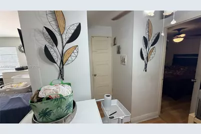 236 E 14th St, Hialeah, FL 33010 - Photo 7