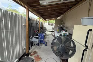 236 E 14th St, Hialeah, FL 33010 - Photo 25