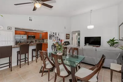 6064 NW 3rd St, Margate, FL 33063 - Photo 5