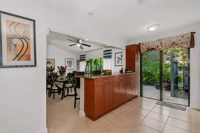 6064 NW 3rd St, Margate, FL 33063 - Photo 9