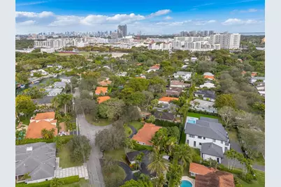 700 Vilabella Ave, Coral Gables, FL 33146 - Photo 47