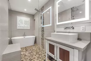 700 Vilabella Ave, Coral Gables, FL 33146 - Photo 7