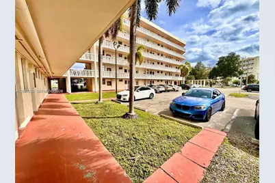 2905 Point East Dr #L102, Aventura, FL 33160 - Photo 5