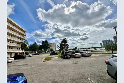 2905 Point East Dr #L102, Aventura, FL 33160 - Photo 9