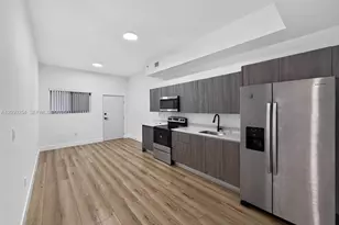 1534 NW 1st St, Miami, FL 33125 - Photo 5