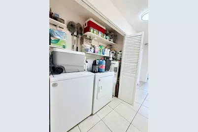 1284 W 44th Pl #1, Hialeah, FL 33012 - Photo 7