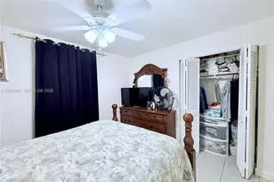 1284 W 44th Pl, Hialeah, FL 33012 - Photo 13