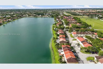 13912 SW 174th Ter #13912, Miami, FL 33177 - Photo 11