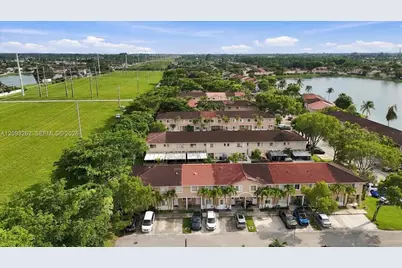 13912 SW 174th Ter #13912, Miami, FL 33177 - Photo 3