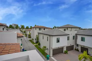 4539 NW 83rd Pkwy, Doral, FL 33166 - Photo 35