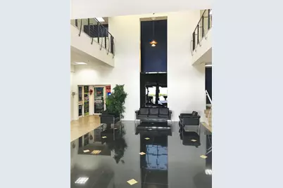 7500 NW 25th St #202, Miami, FL 33122 - Photo 3