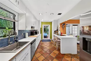 1103 NE 118th St, Biscayne Park, FL 33161 - Photo 19