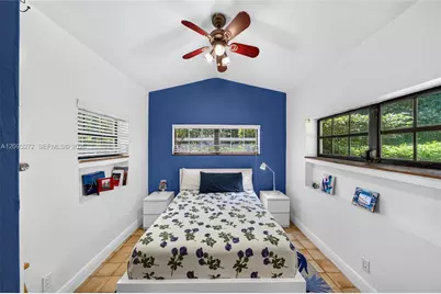 1103 NE 118th St, Biscayne Park, FL 33161 - Photo 31