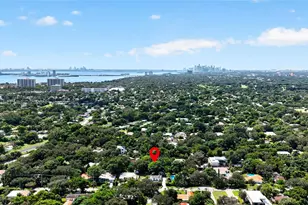 1103 NE 118th St, Biscayne Park, FL 33161 - Photo 3