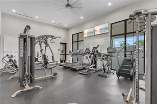 11127 W 32nd Ln, Hialeah, FL 33018 - Photo 29