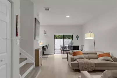 11127 W 32nd Ln, Hialeah, FL 33018 - Photo 15