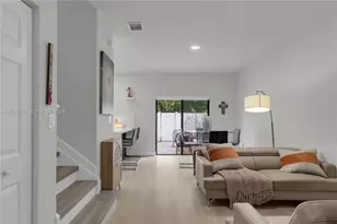 11127 W 32nd Ln, Hialeah, FL 33018 - Photo 15