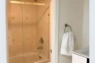 9721 E Bay Harbor Dr #5A, Bay Harbor Islands, FL 33154 - Photo 13
