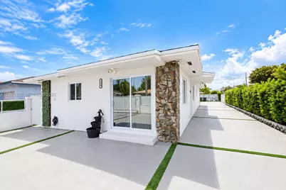 798 W 31st St, Hialeah, FL 33012 - Photo 3