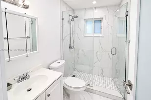 798 W 31st St, Hialeah, FL 33012 - Photo 17