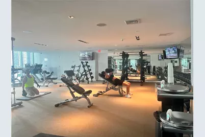 900 Biscayne Blvd #2702, Miami, FL 33132 - Photo 23