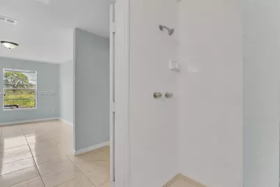 3793 NW 213th Ter, Miami Gardens, FL 33055 - Photo 15