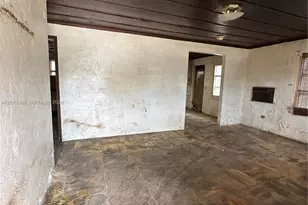 16122 NE 18th Ct, North Miami Beach, FL 33162 - Photo 3