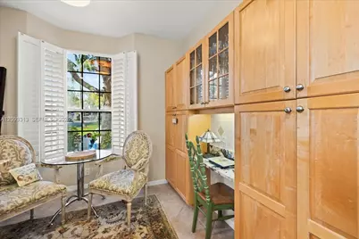 1241 Grant St, Hollywood, FL 33019 - Photo 11
