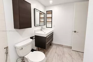 4760 NW 102nd Ave, Doral, FL 33178 - Photo 19