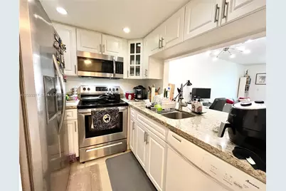 2935 NE 163rd St #5P, North Miami Beach, FL 33160 - Photo 5