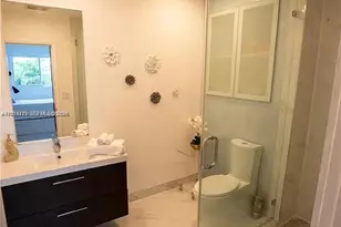 [Address not provided], Hallandale Beach, FL 33009 - Photo 5