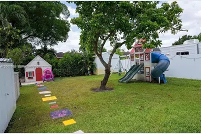 [Address not provided], Hallandale Beach, FL 33009 - Photo 7