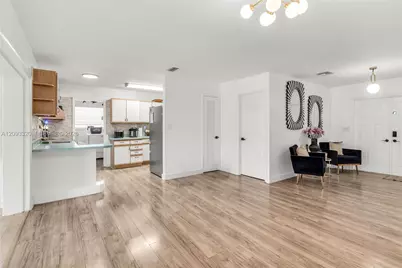 15105 SW 305th Ter, Homestead, FL 33033 - Photo 5