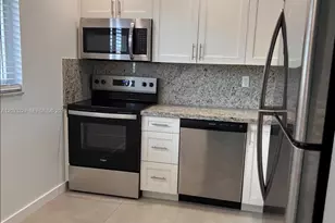7732 Camino Real, Miami, FL 33143 - Photo 15