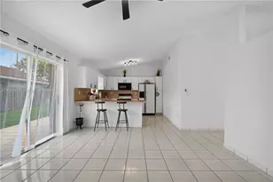 7851 SW 163rd Pl, Miami, FL 33193 - Photo 9