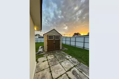 3330 NW 18th St, Miami, FL 33125 - Photo 19