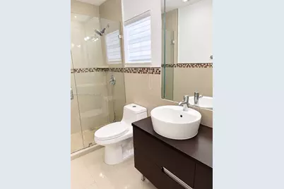 12967 NW 7th Ln, Miami, FL 33182 - Photo 11