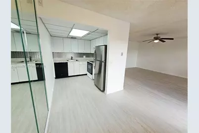 13250 SW 7th Ct #402L, Pembroke Pines, FL 33027 - Photo 7