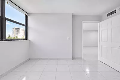 2049 S Ocean Dr #PH4, Hallandale Beach, FL 33009 - Photo 9