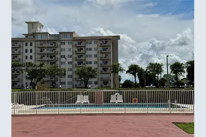 4675 W 18th Ct #501, Hialeah, FL 33012 - Photo 23