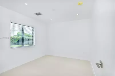 1801 NE 173rd St, North Miami Beach, FL 33162 - Photo 31
