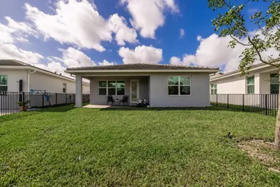 4242 Rosa Dr, Deerfield Beach, FL 33064 - Photo 3