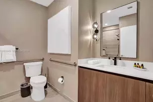 580 72nd St, Miami Beach, FL 33141 - Photo 11