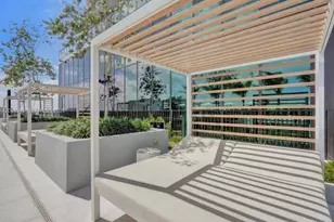580 72nd St, Miami Beach, FL 33141 - Photo 23