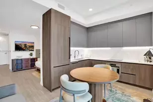 580 72nd St, Miami Beach, FL 33141 - Photo 5