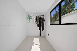 335 NW 108th St, Miami, FL 33168 - Photo 27
